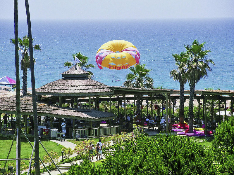 Blue Waters Club 27