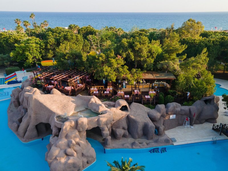 Blue Waters Club 30