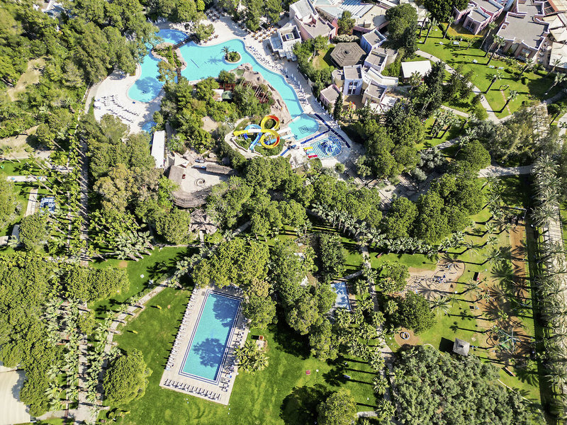 Blue Waters Club 7