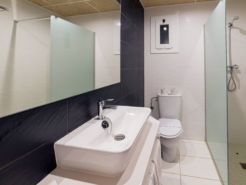 BLUESEA Continental 35