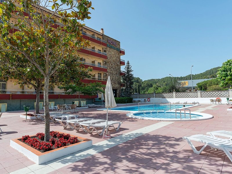 Continental Tossa Hotel 8