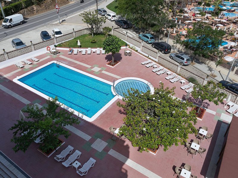 Continental Tossa Hotel 9