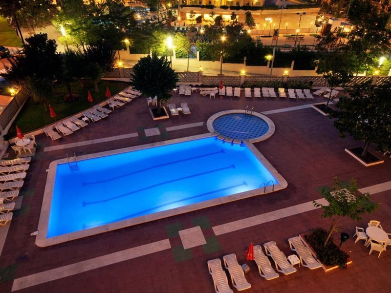 Continental Tossa Hotel 10