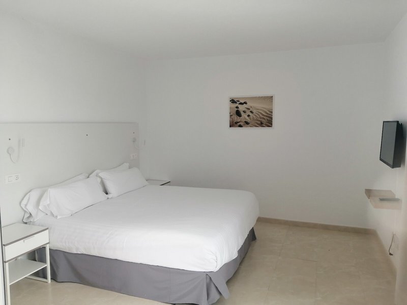 Tabaiba Center Apartments 19