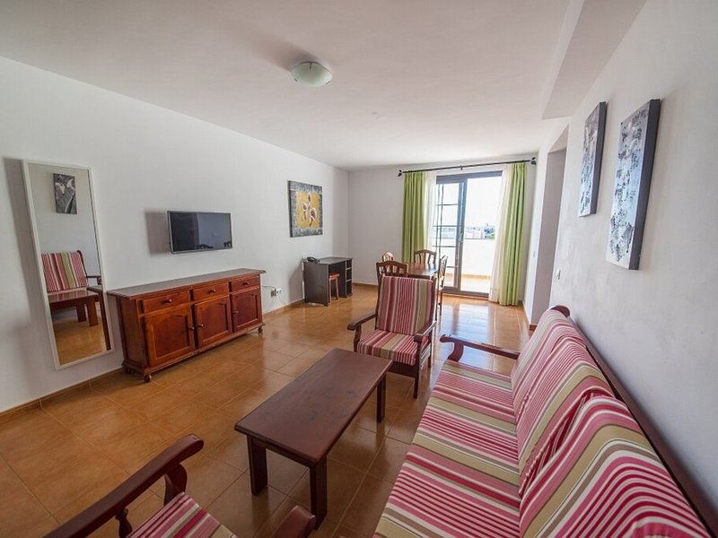 Tabaiba Center Apartments 20