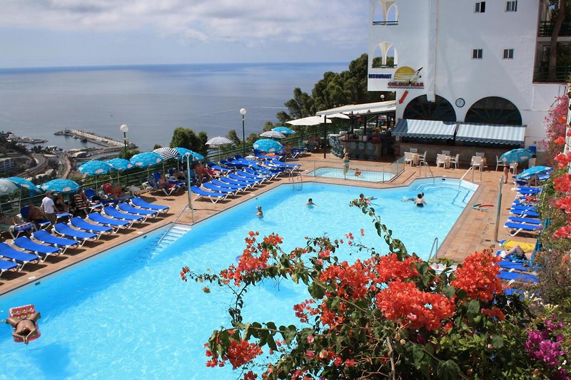 Colina Mar Apartments 1