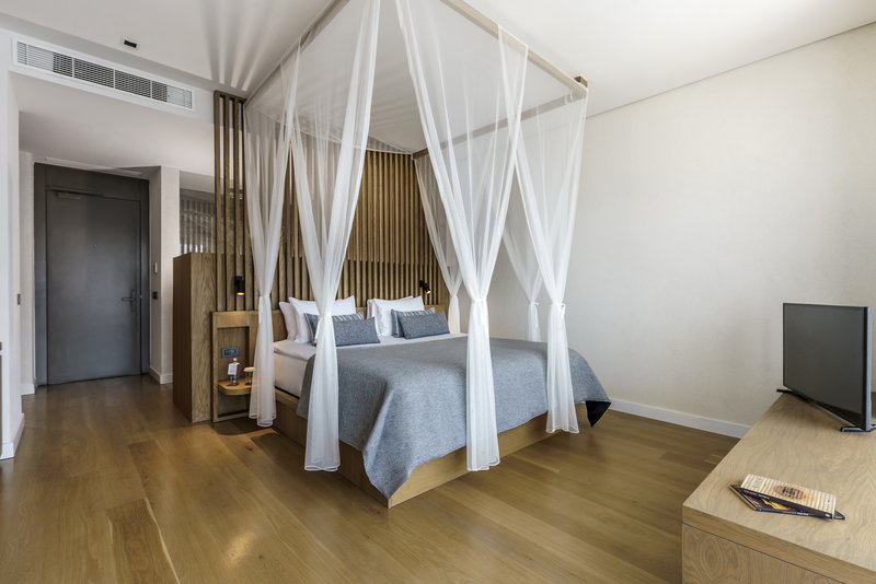 Cape Bodrum Luxury Hotel & Beach 12