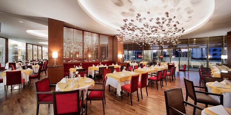 The Sense De Luxe Hotel 12