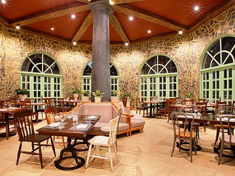 Mercure Danang French Village Bana Hills 32