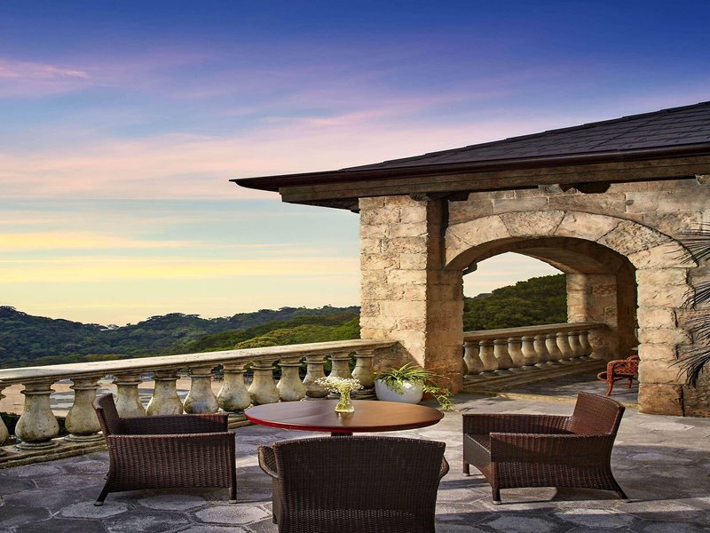 Mercure Danang French Village Bana Hills