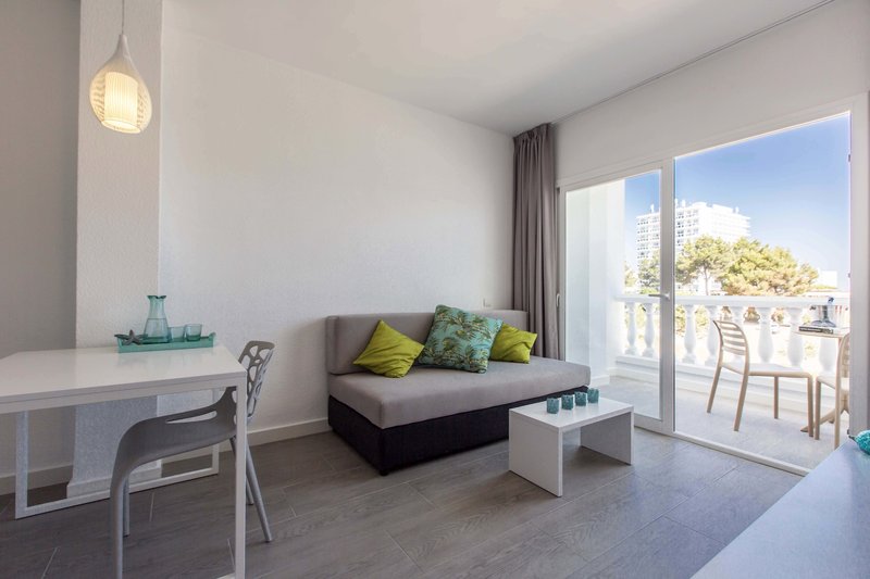 Beach Star Ibiza Affiliated by Senator 15