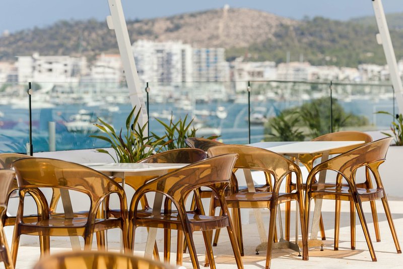 THB Naeco Ibiza Class 8