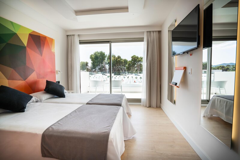 THB Naeco Ibiza 12