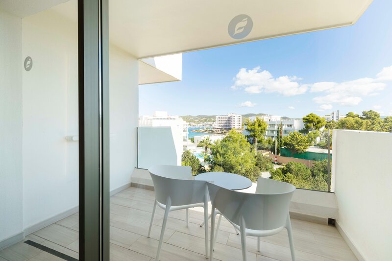 THB Naeco Ibiza 58