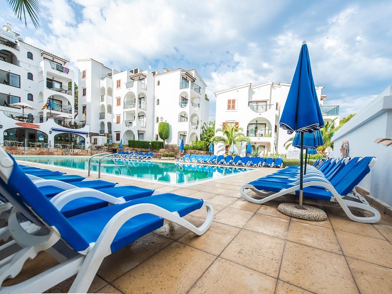 Ona Surfing Playa 14