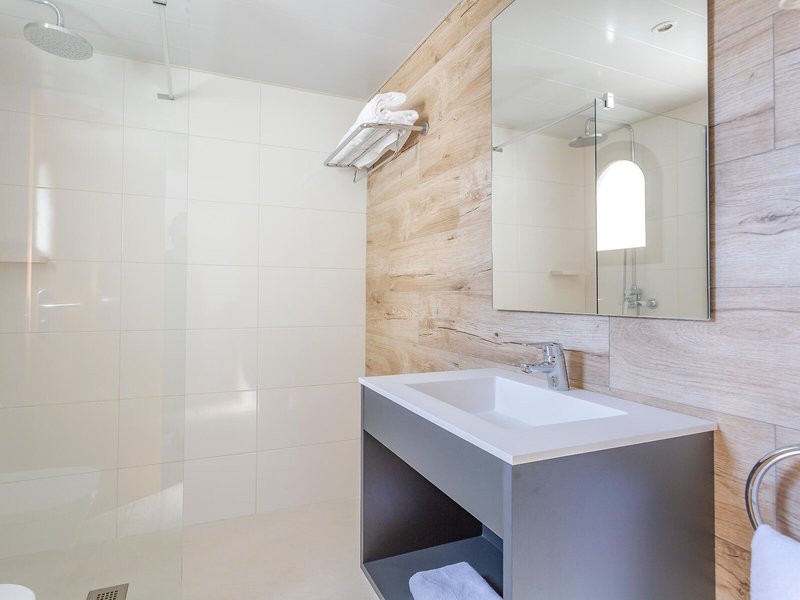 Ona Surfing Playa 50