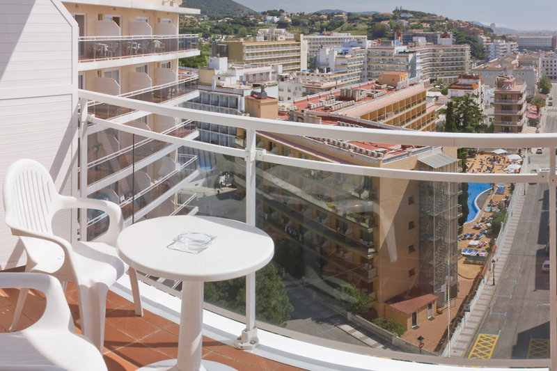 Hotel Oasis Park 5