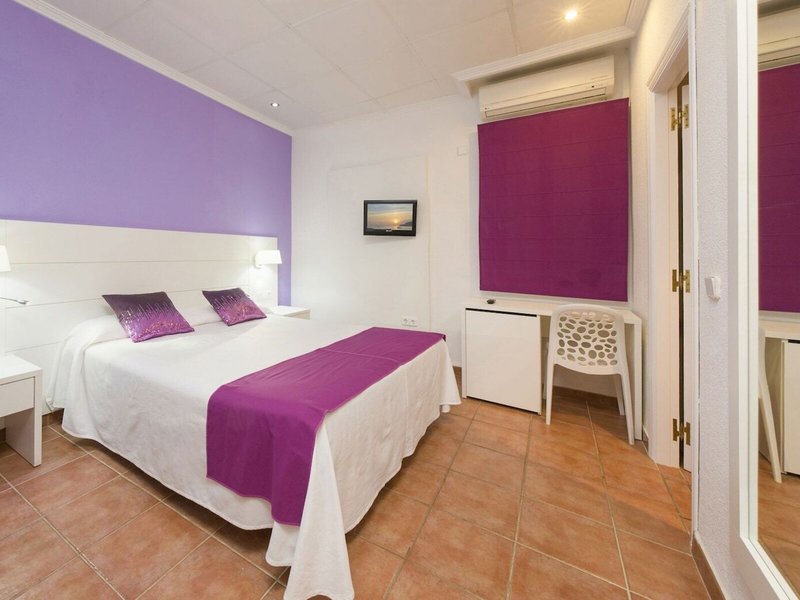 Hostal Adelino 9