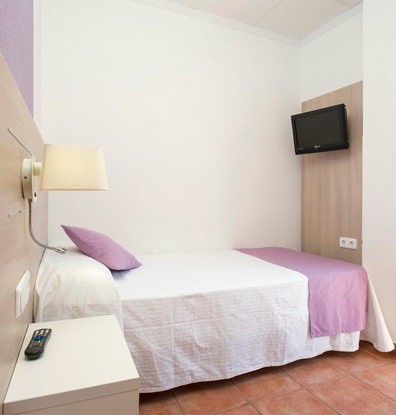 Hostal Adelino 20
