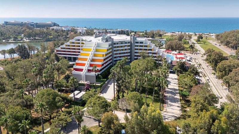 Aska Grand Prestige Hotel & SPA 2 - Exterior