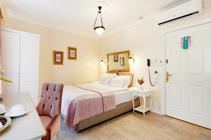 Celal Sultan Hotel 8