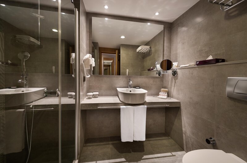 Barut Hemera 34