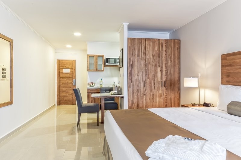 City Suites Beach Hotel 4