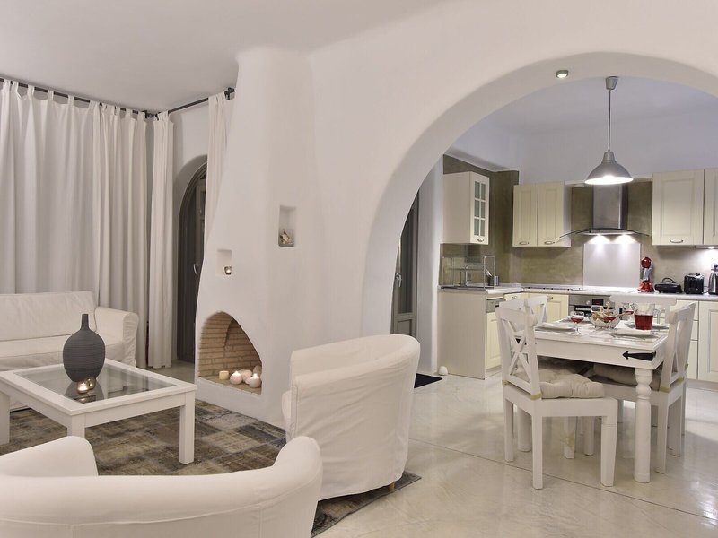 Naoussa Hills Boutique Resort 15