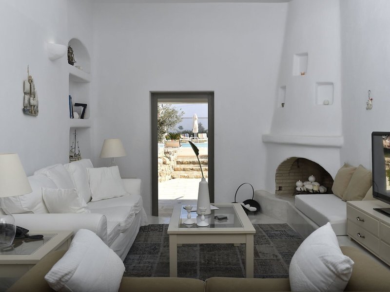 Naoussa Hills Boutique Resort 26