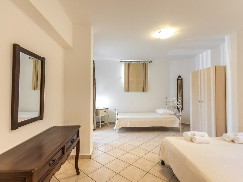 Iliada Villas 33