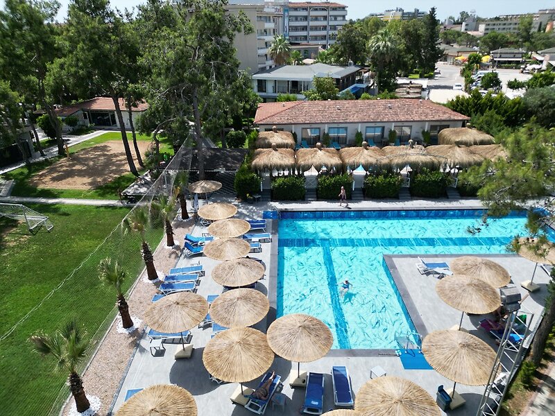 Linda Resort Hotel 9