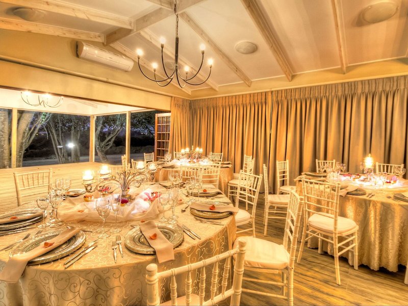 Nut Grove Manor 12