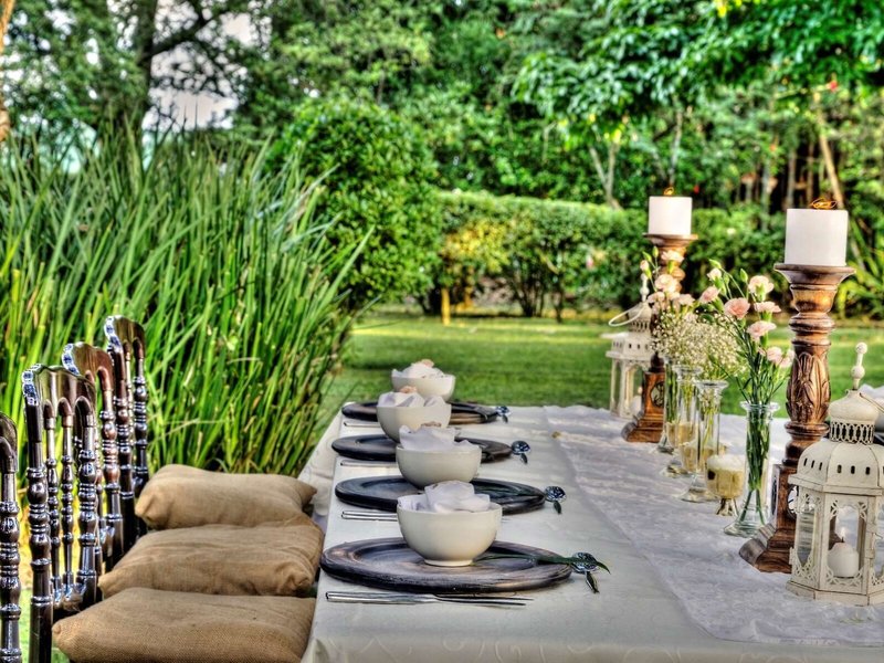 Nut Grove Manor 13