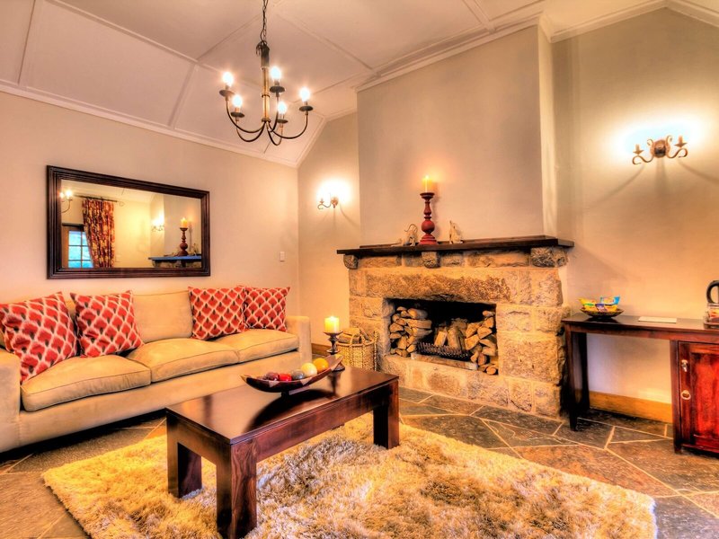 Nut Grove Manor 40