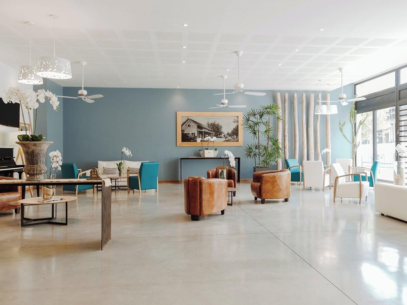 Le Saint Pierre Hotel 12