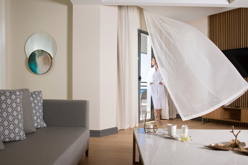 Miramare Beach Hotel 272