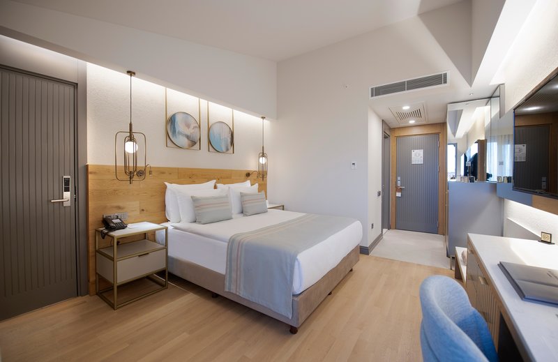 Miramare Beach Hotel 84
