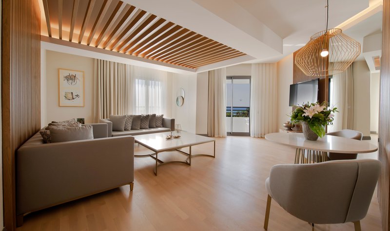 Miramare Beach Hotel 97