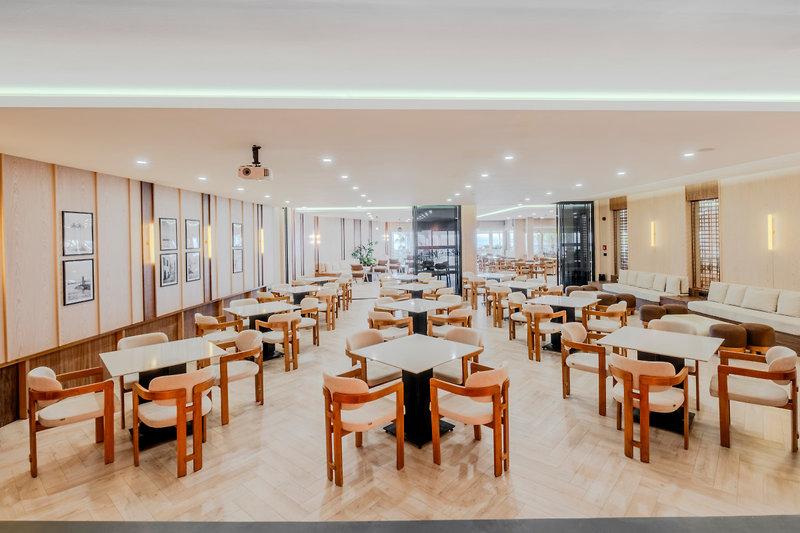 Iz Flower Side Beach 4