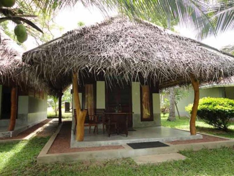 Lagoon Paradise Beach Resort 4