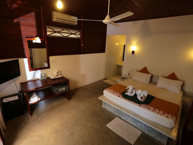 Lagoon Paradise Beach Resort 22