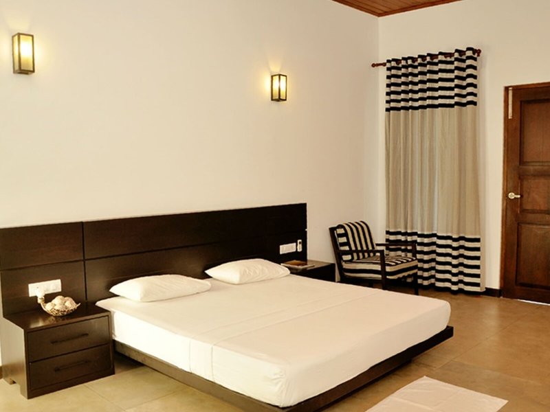 Lagoon Paradise Beach Resort 25