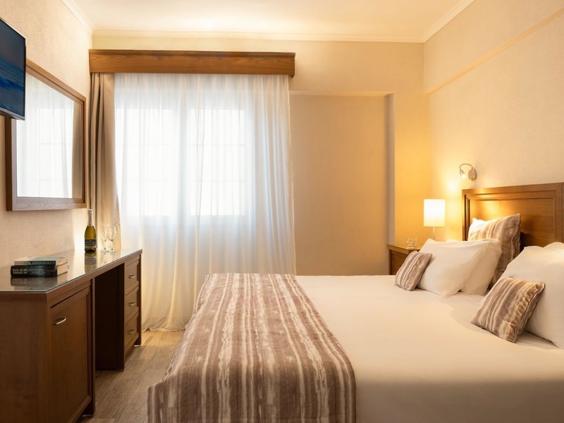 Mitsis Alexander the Great 38