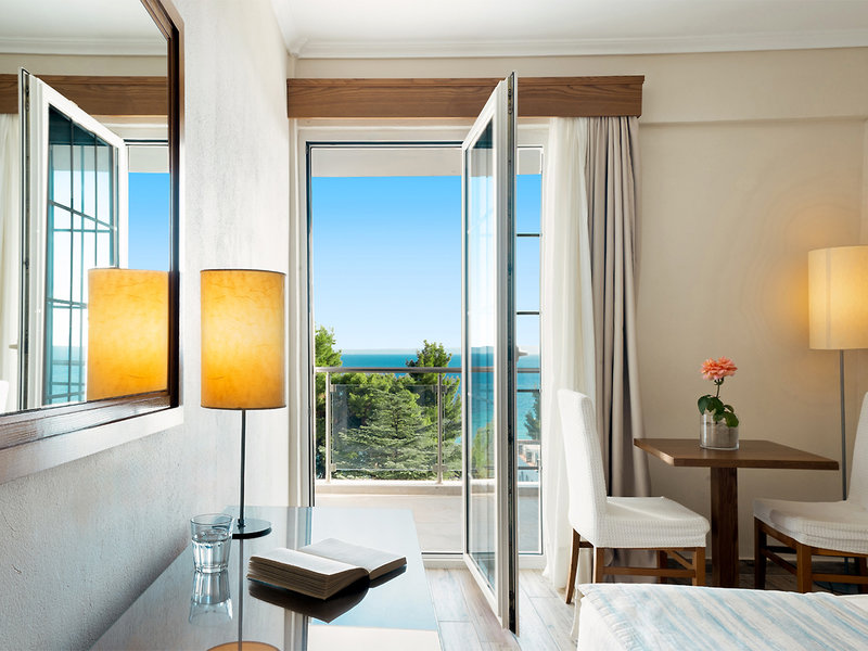 Alexander the Great Beach Hotel 10