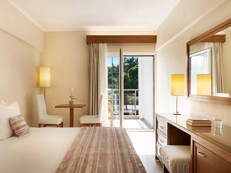 Alexander the Great Beach Hotel 11