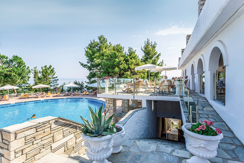 Alexander the Great Beach Hotel 3