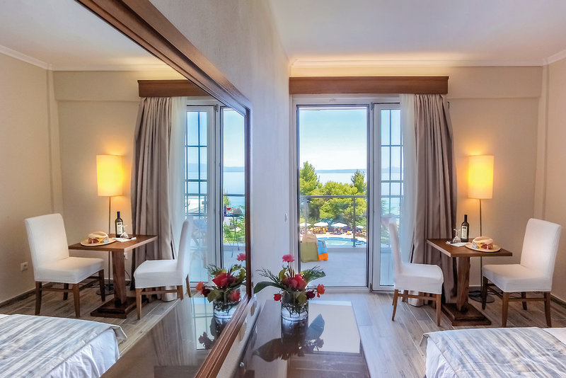 Alexander the Great Beach Hotel 19