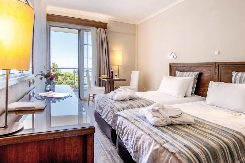 Alexander the Great Beach Hotel 20