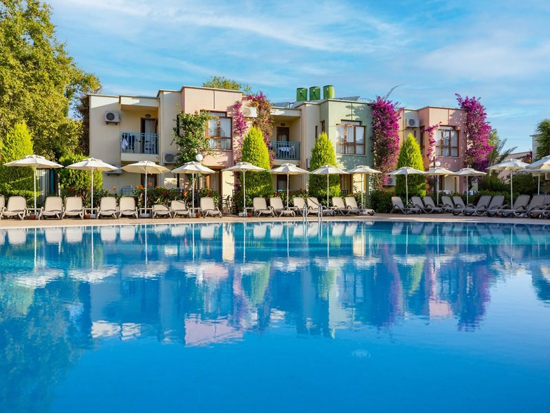 VONRESORT Golden Beach 39 - Outdoor Pool