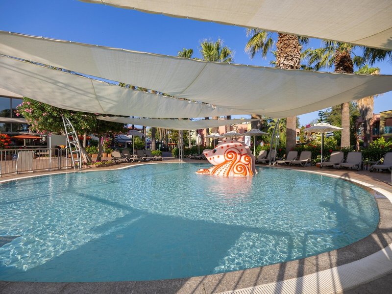 VONRESORT Golden Beach 44 - Outdoor Pool